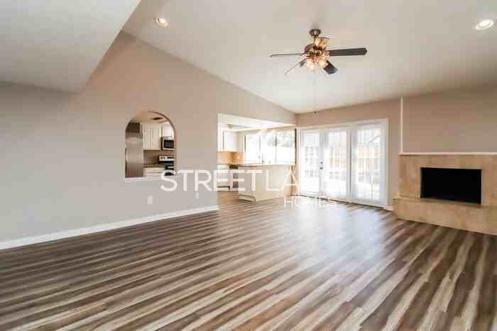 16835 Grampin Dr - Photo 3 of 15
