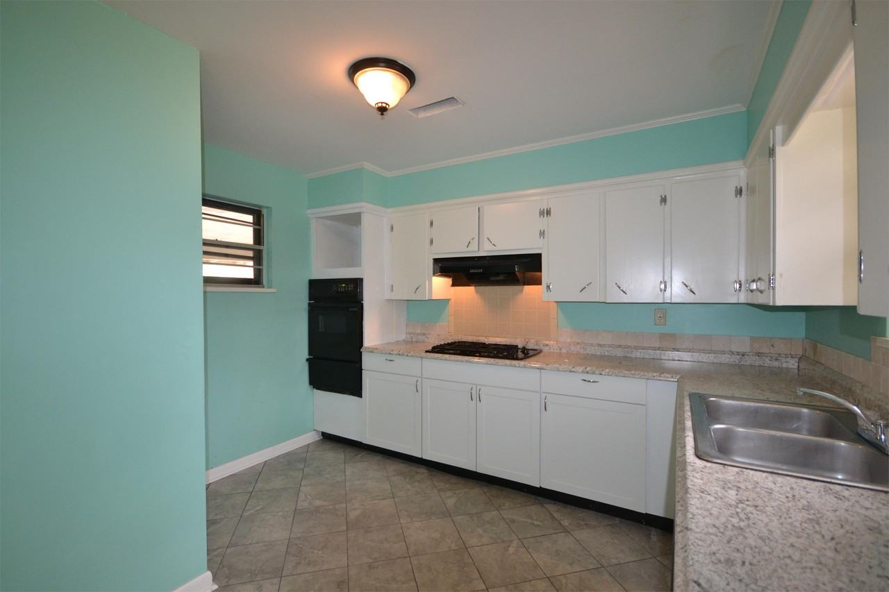 2323 W Ora Dr #1 - Photo 3 of 12