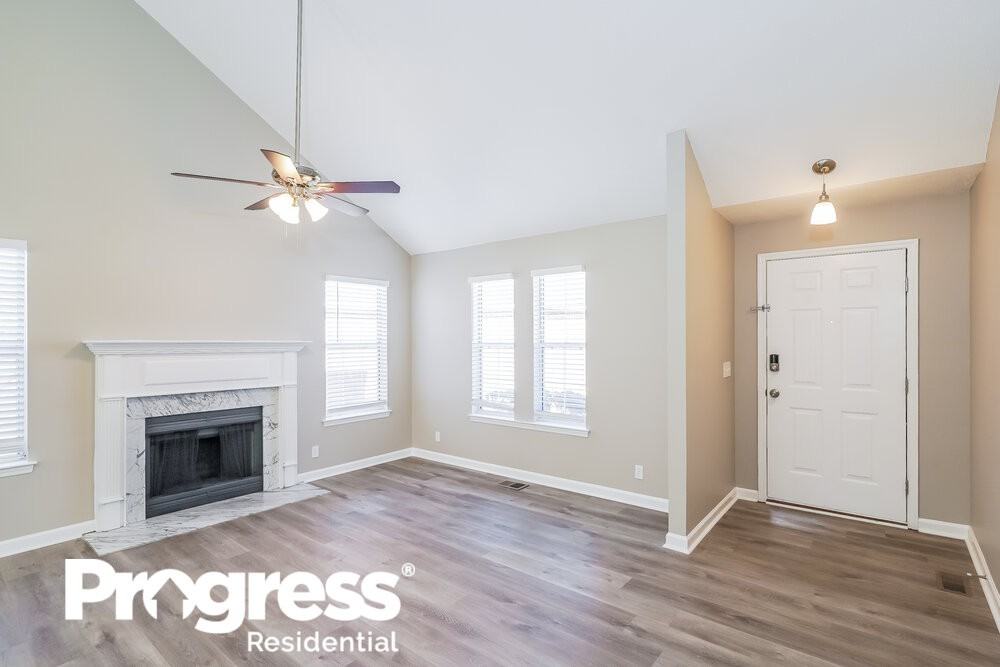 217 Fitzpatrick Pl - Photo 3 of 16
