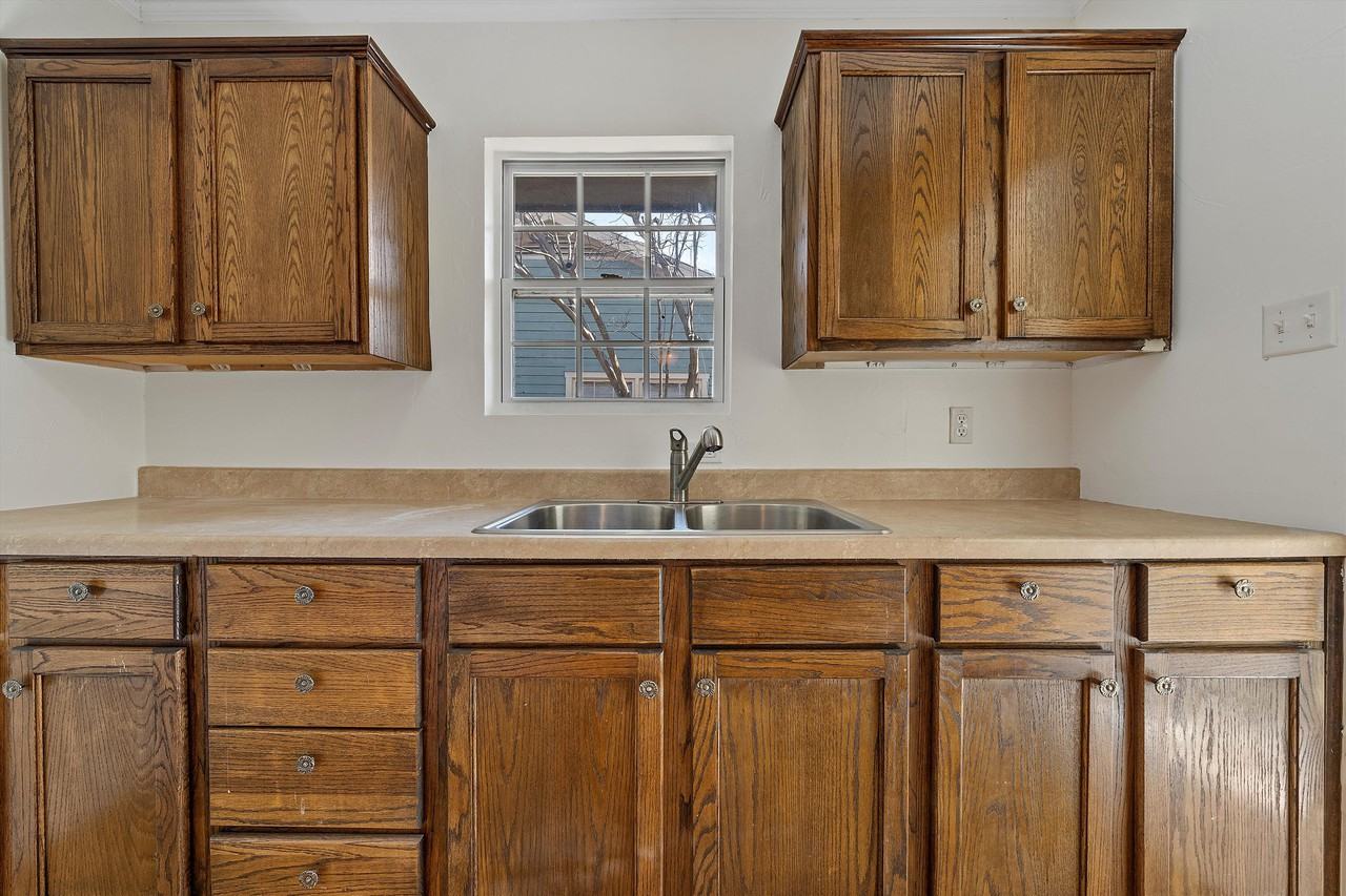 2608 Mcferrin Ave #1 - Photo 7 of 16