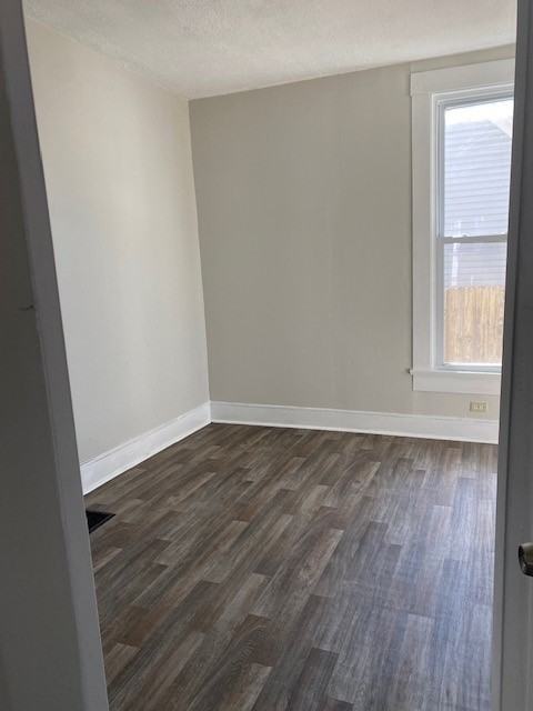 2130 E Oak St #1 - Photo 5 of 8