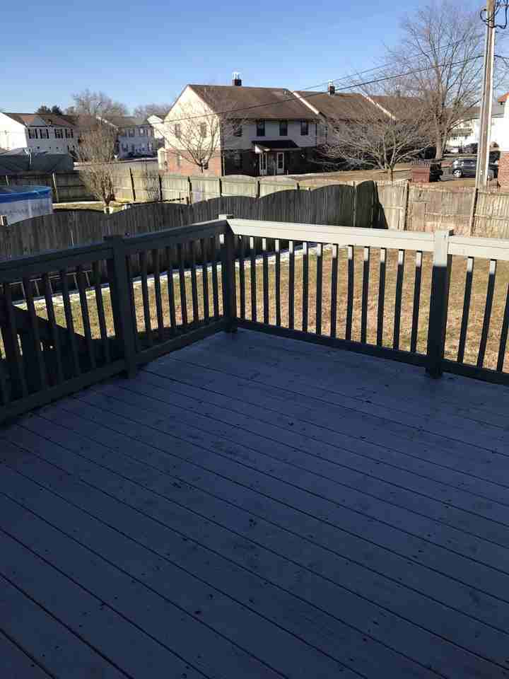 249 Locust Ln - Photo 3 of 28