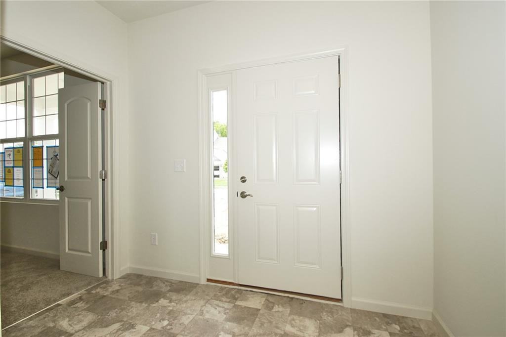4793 Sherlock Dr - Photo 2 of 16