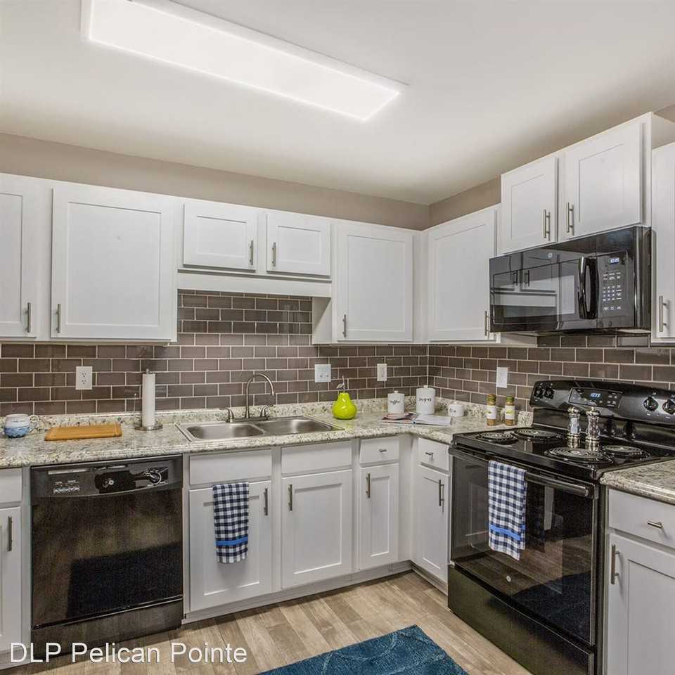 DLP Pelican Pointe. Our one-, two-, and three-bedroom apartments in Slidell, LA - Photo 2 of 25