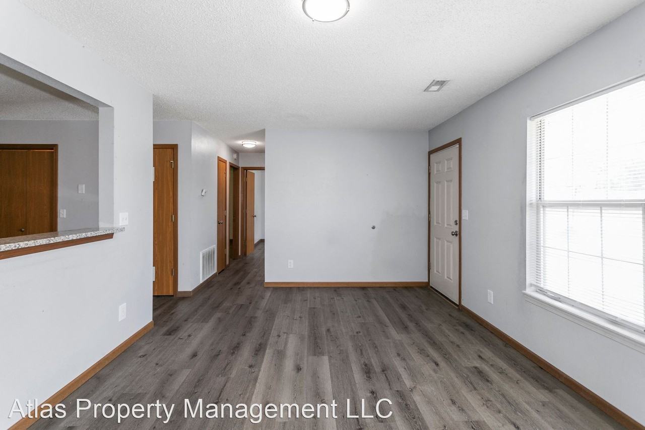 410 South Johnson Drive - Photo 2 of 16