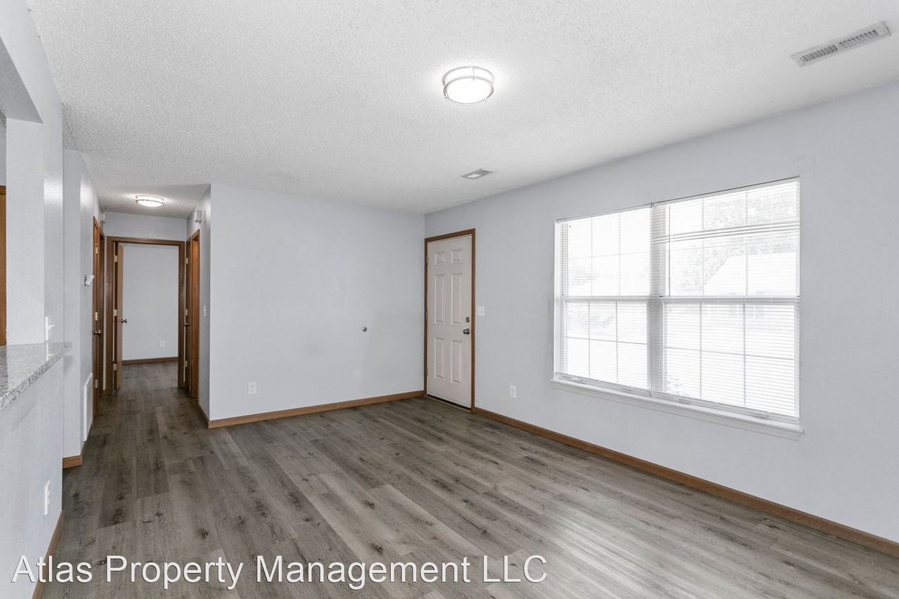 410 South Johnson Drive - Photo 3 of 16