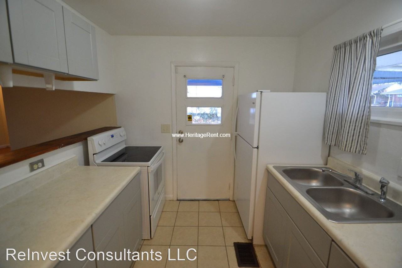 8734 Desoto Dr - Photo 2 of 9