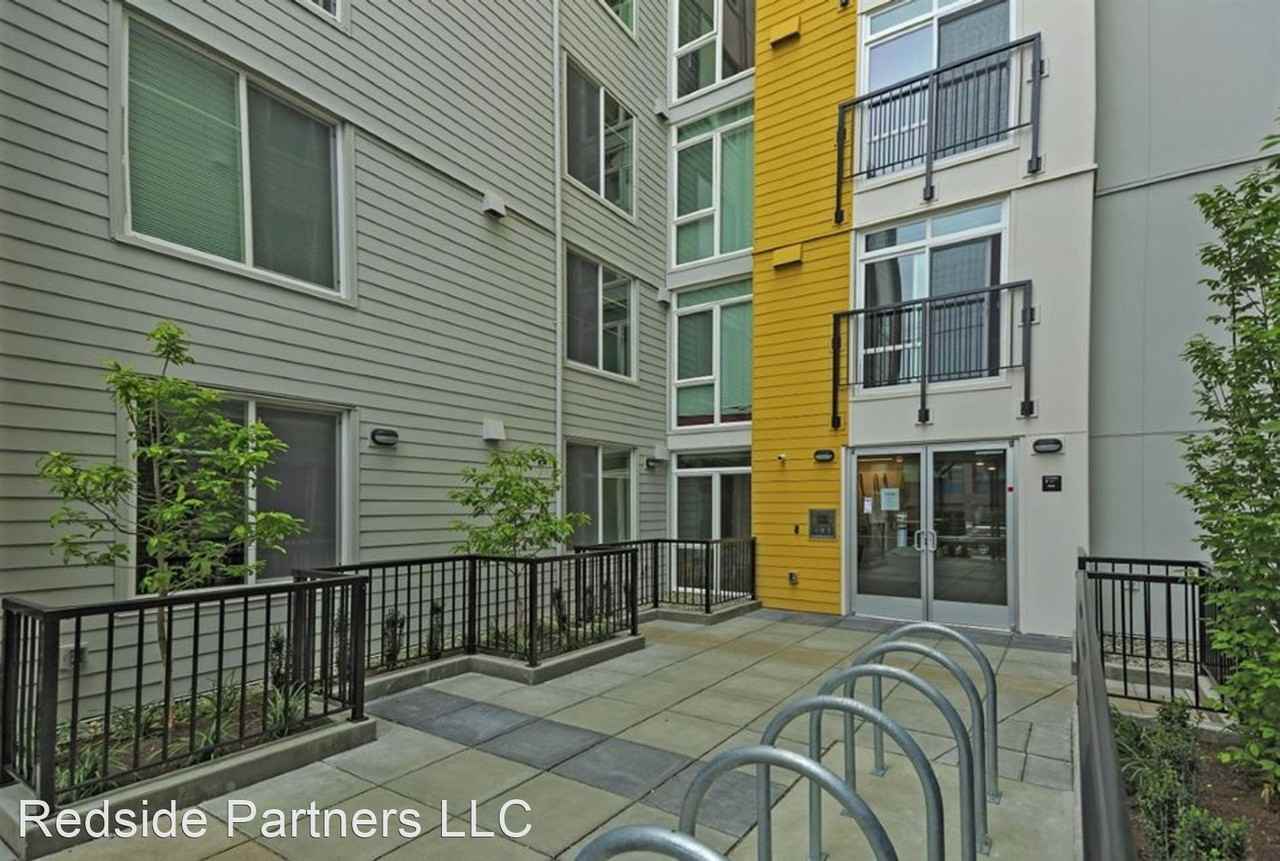 Eastlake Flats - Photo 5 of 103