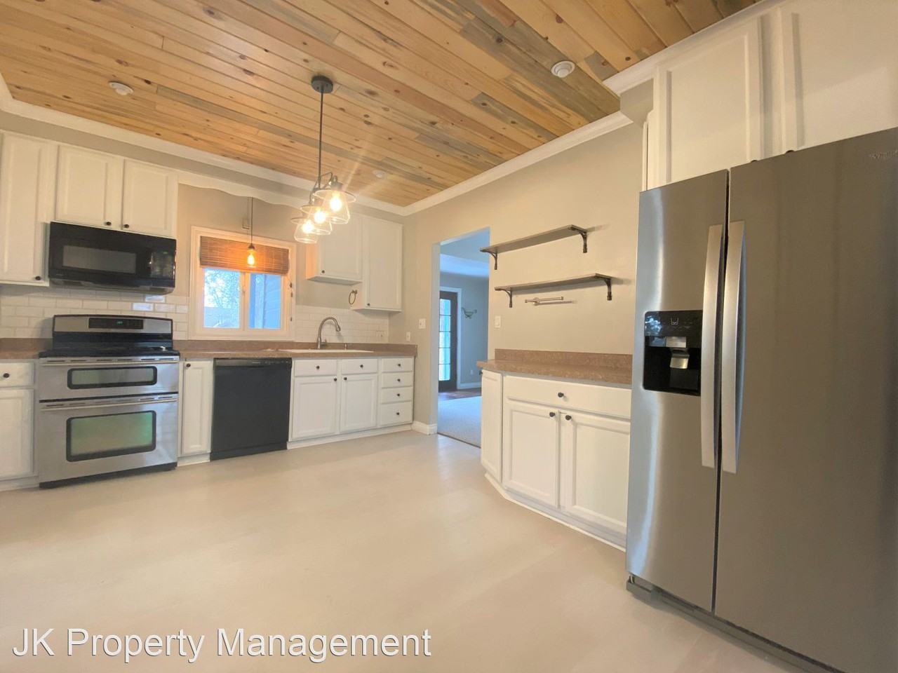 607/609 5th Ave N - Photo 2 of 24