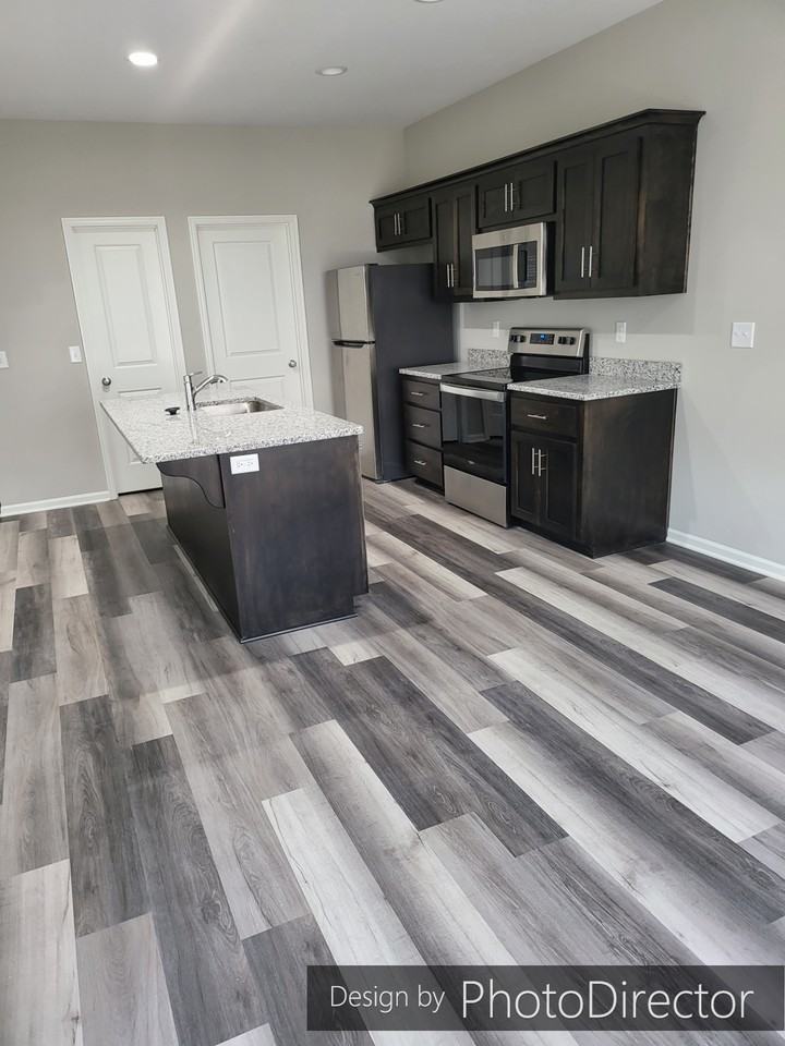 10204 Siena Dr - Photo 3 of 24