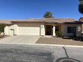 featured image of 3220 W Desert Dawn Trl