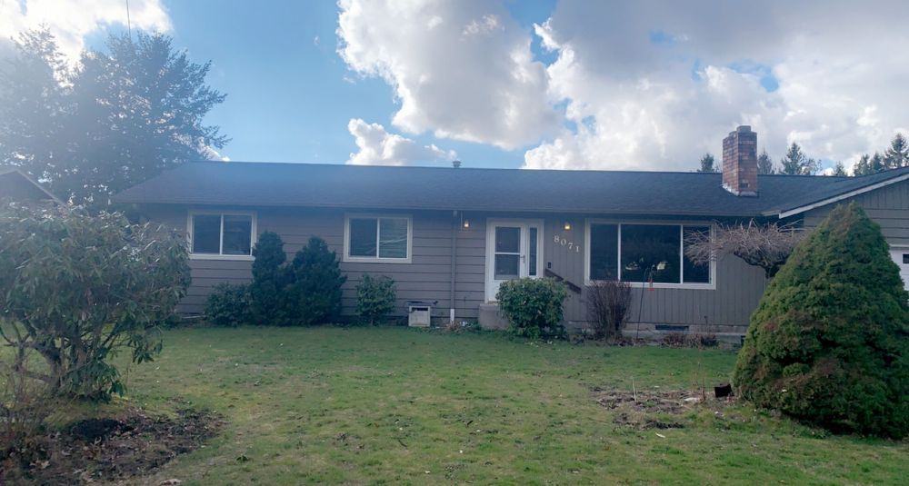 8071 Emery Rd - Photo 2 of 23