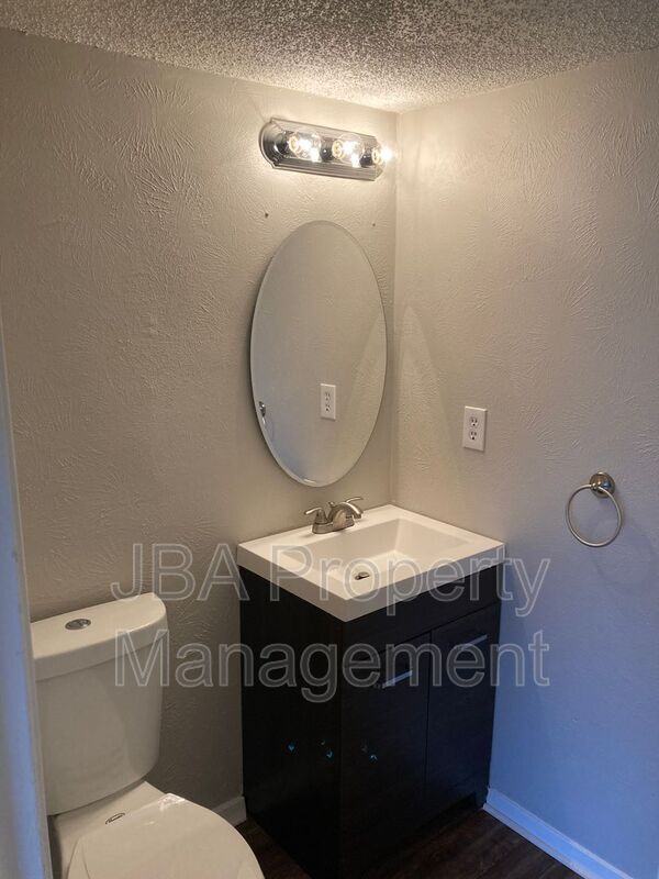 1771 Farleigh Ct #1771F - Photo 3 of 12