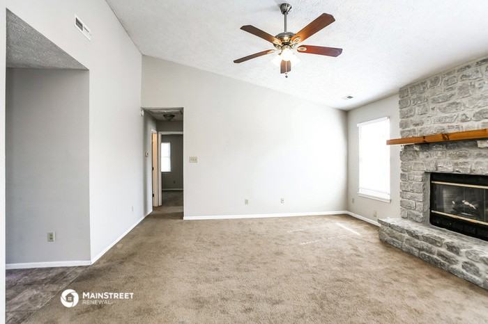 10209 Park Ridge Dr - Photo 3 of 16