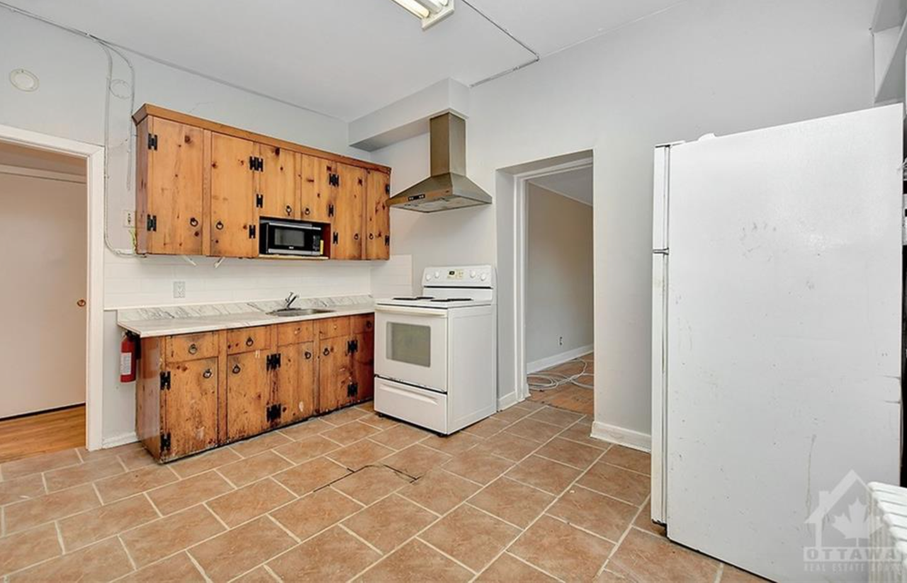 63 Sweetland Avenue #2 - Photo 6 of 11