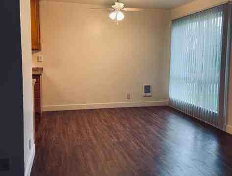 235 Camelback Rd - Photo 2 of 8