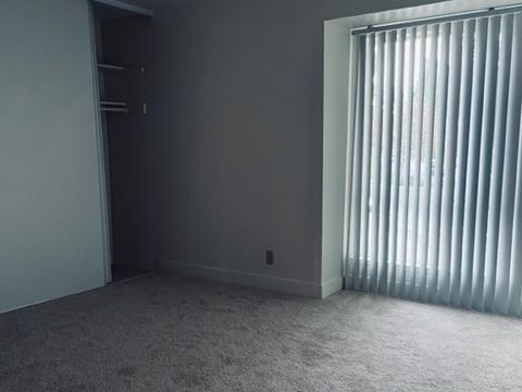 235 Camelback Rd - Photo 5 of 8