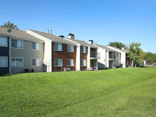 4770 S Simmental Dr - Photo 7 of 50
