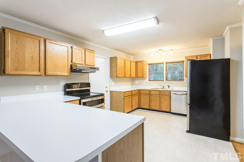 1215 Carpenter Fletcher Rd - Photo 5 of 13