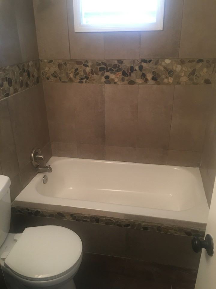 1004 14th Ave N #B - Photo 2 of 9