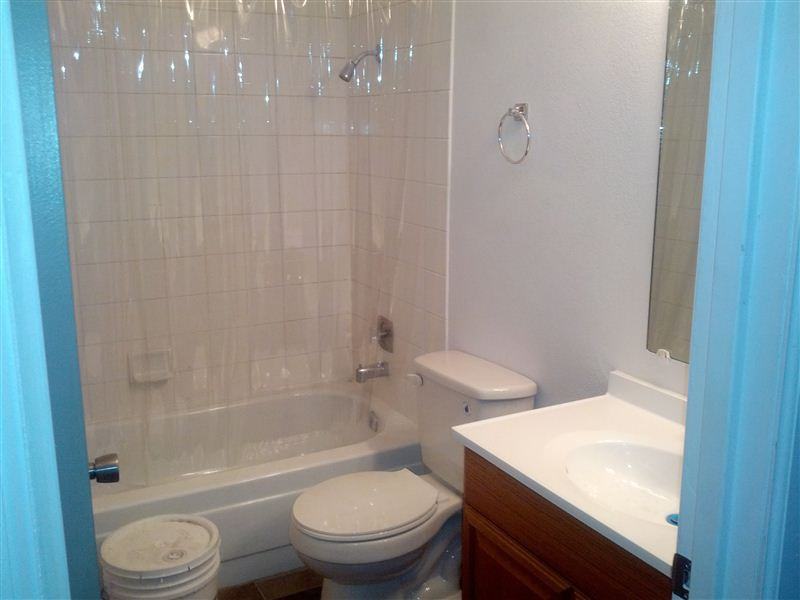 2137 Exeter Dr - Photo 3 of 10