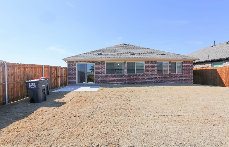 640 Highberry Dr - Photo 3 of 13