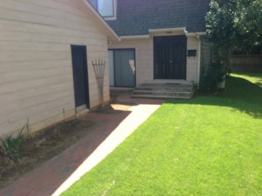 292 Tennis Dr - Photo 2 of 7