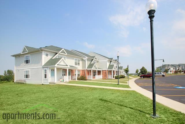 Summit Wood Apartments - Photo 2 of 13