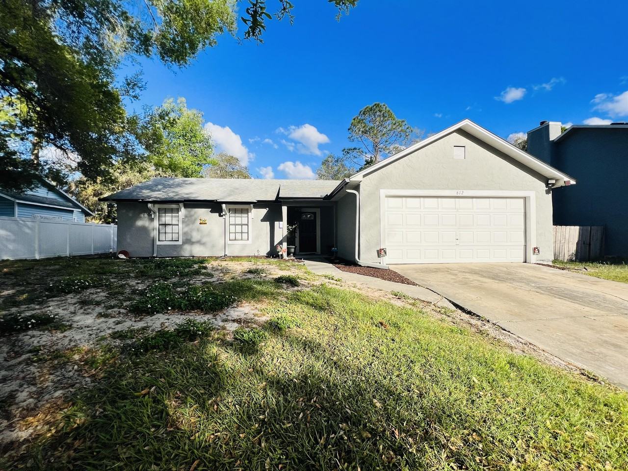 612 Sherwood Oaks Cir #1