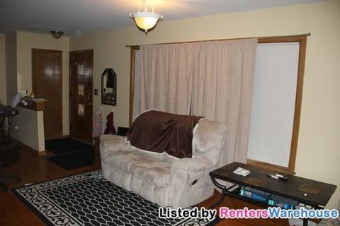 2615 Georgia Ave S - Photo 2 of 9