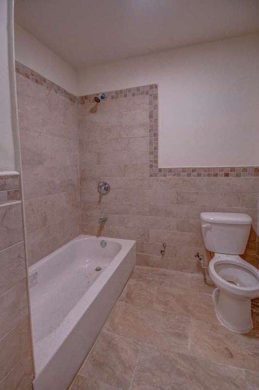 1116 Nelson Ave #2 - Photo 3 of 7