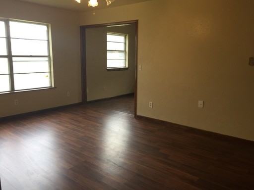 1425 SW 63rd St - Photo 3 of 9