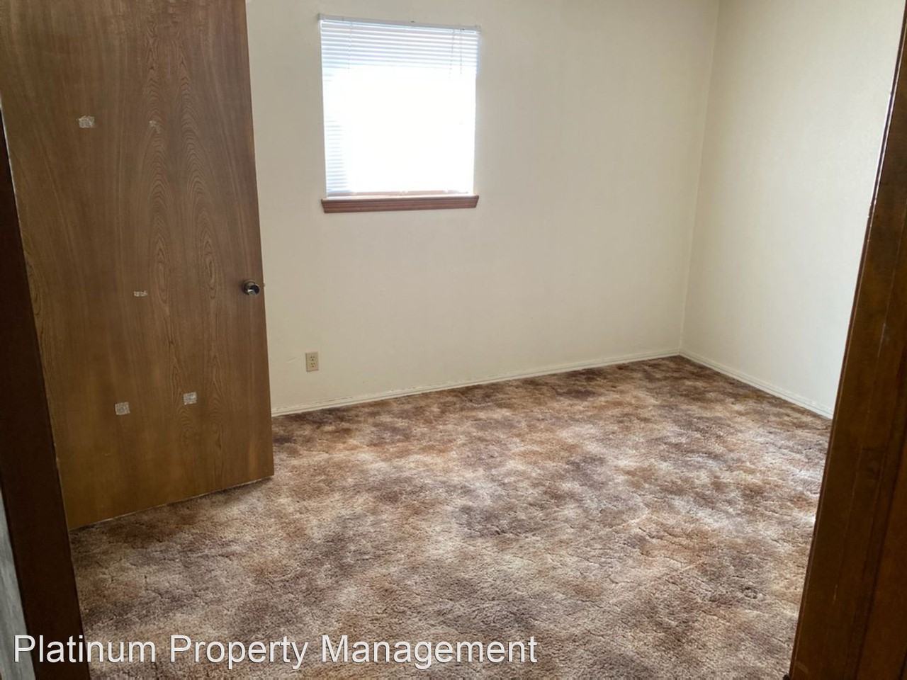 2426 Webster Avenue - Photo 3 of 4