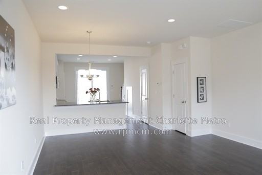 2520 Tranquil Oak Pl - Photo 3 of 13