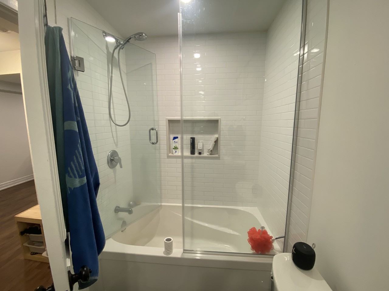 782 Ossington Avenue - Photo 6 of 12