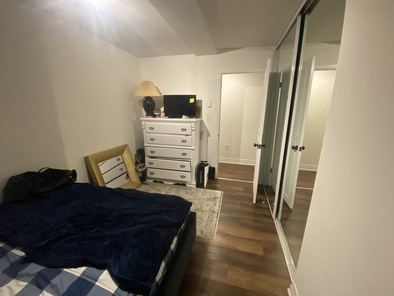 782 Ossington Avenue - Photo 7 of 12