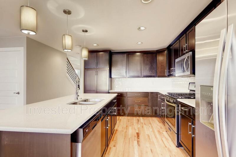 3344 N Williams St - Photo 7 of 24