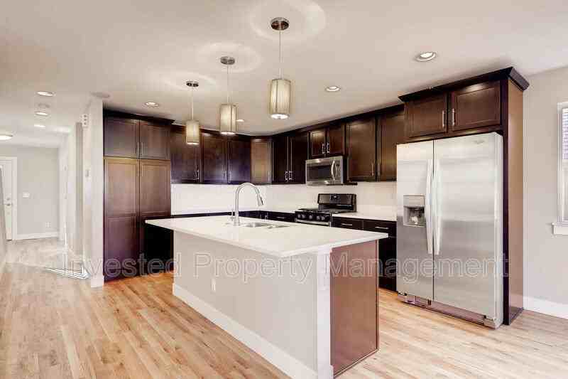 3344 N Williams St - Photo 5 of 24