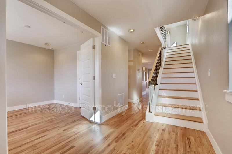 3344 N Williams St - Photo 2 of 24