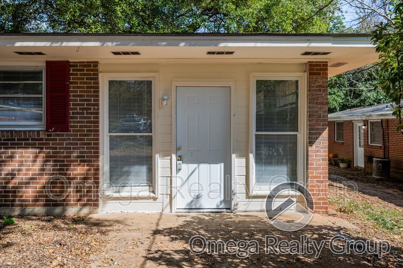 64 Salem Dr - Photo 4 of 41