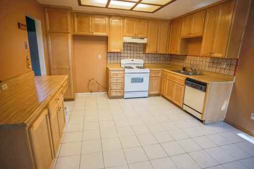 28405 La Veda Ave - Photo 3 of 10