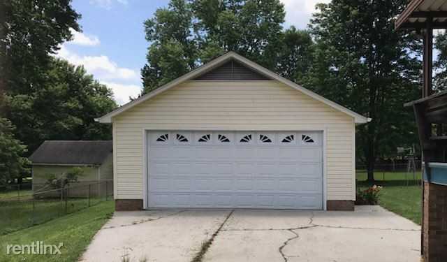 3927 Kipling Dr - Photo 2 of 13