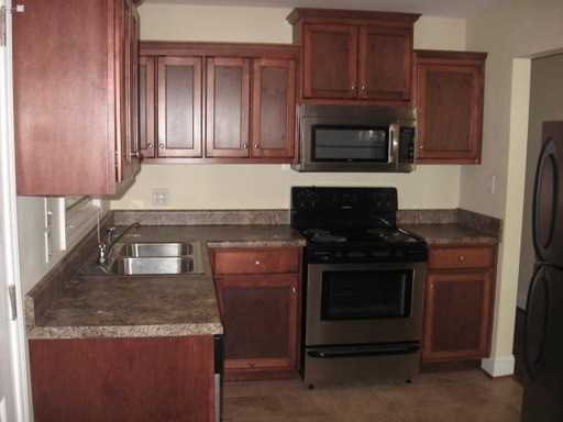 636 Fortune St - Photo 2 of 5