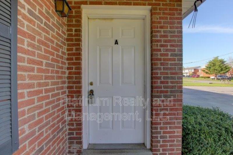 820 Golfview Pl Apt A #A - Photo 3 of 13