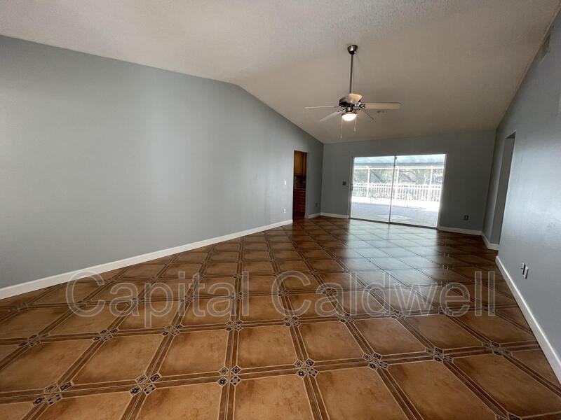 12813 Starling Dr - Photo 6 of 43