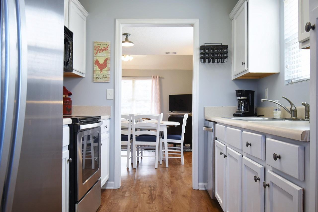 397 Bridgewater Cir #1 - Photo 4 of 12