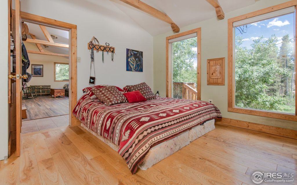 1015 Mountain Meadows Dr #1 - Photo 4 of 24