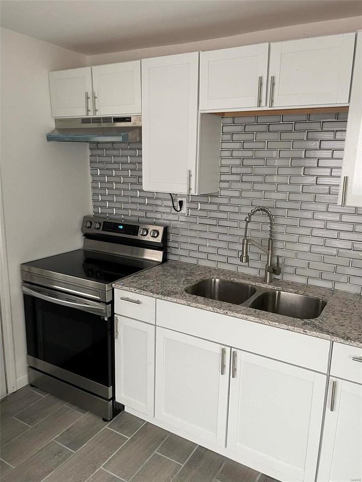 3265 Rex Ave - Photo 2 of 11