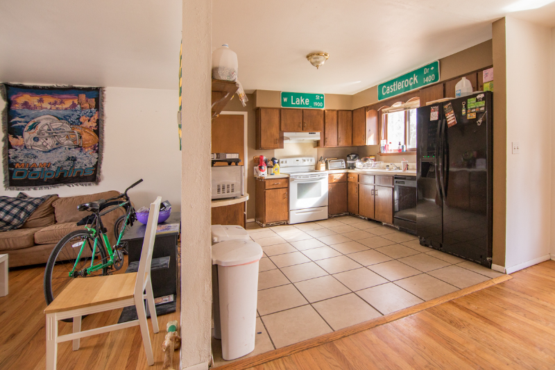 1717 W Lake St - Photo 5 of 16