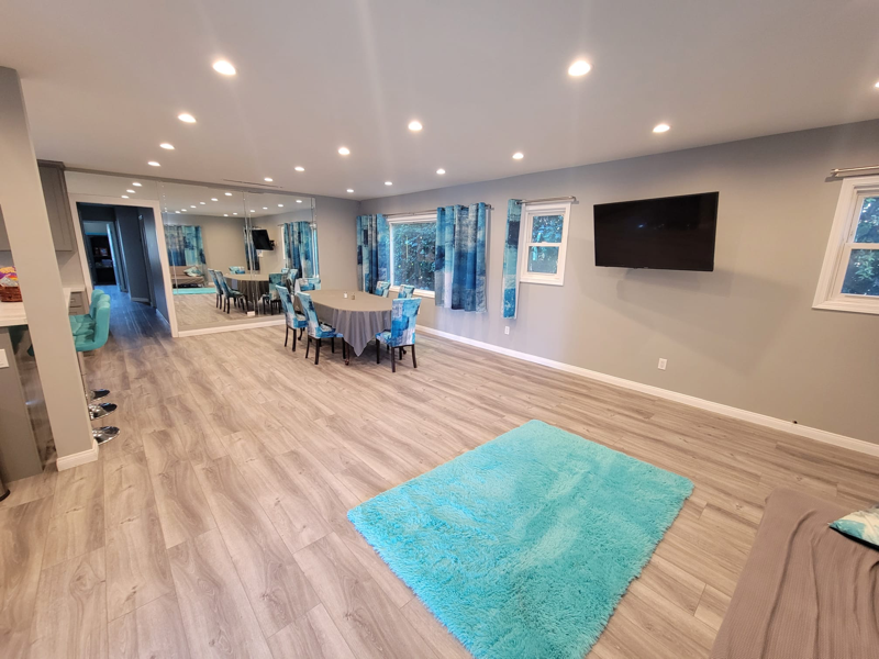 1415 Stearns Dr - Photo 7 of 50